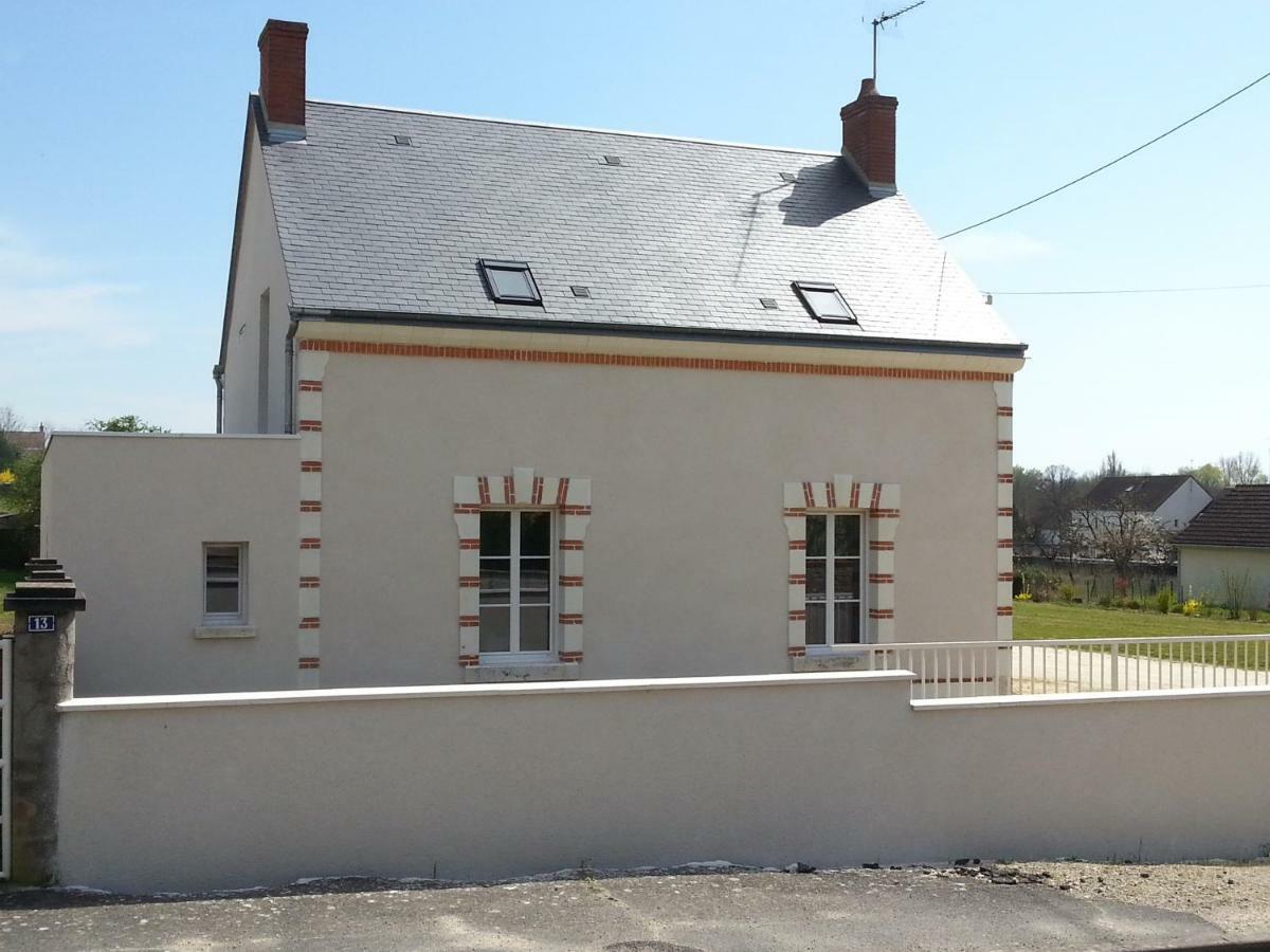 Вилла Gite Du Domaine Du Haut Perron Thesee Экстерьер фото